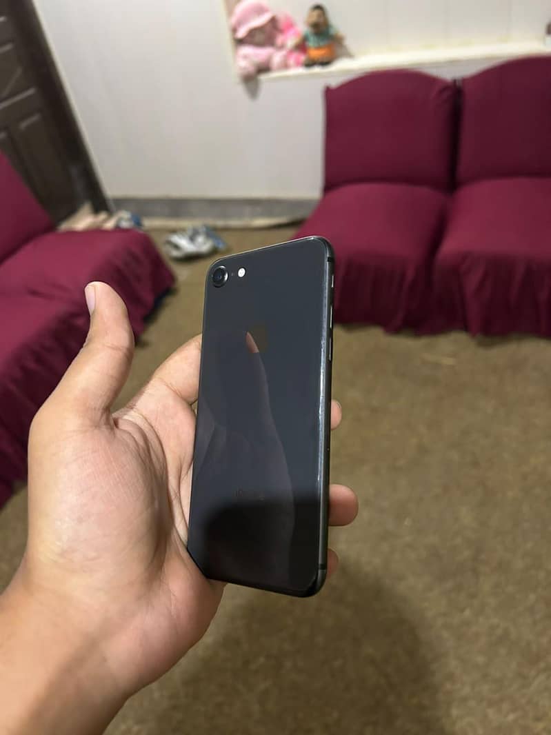 Apple iPhone 8 2