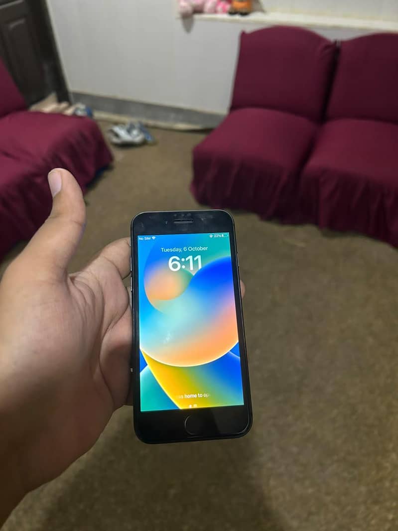Apple iPhone 8 5