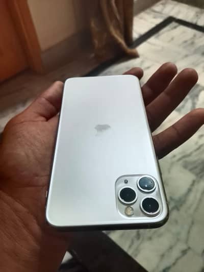 I phone 11pro max non pta waterpack white