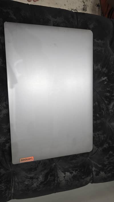 brandnew lenovo ideapad 3 bought from qatar