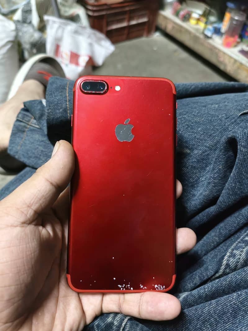 Apple iPhone 8 Plus 5