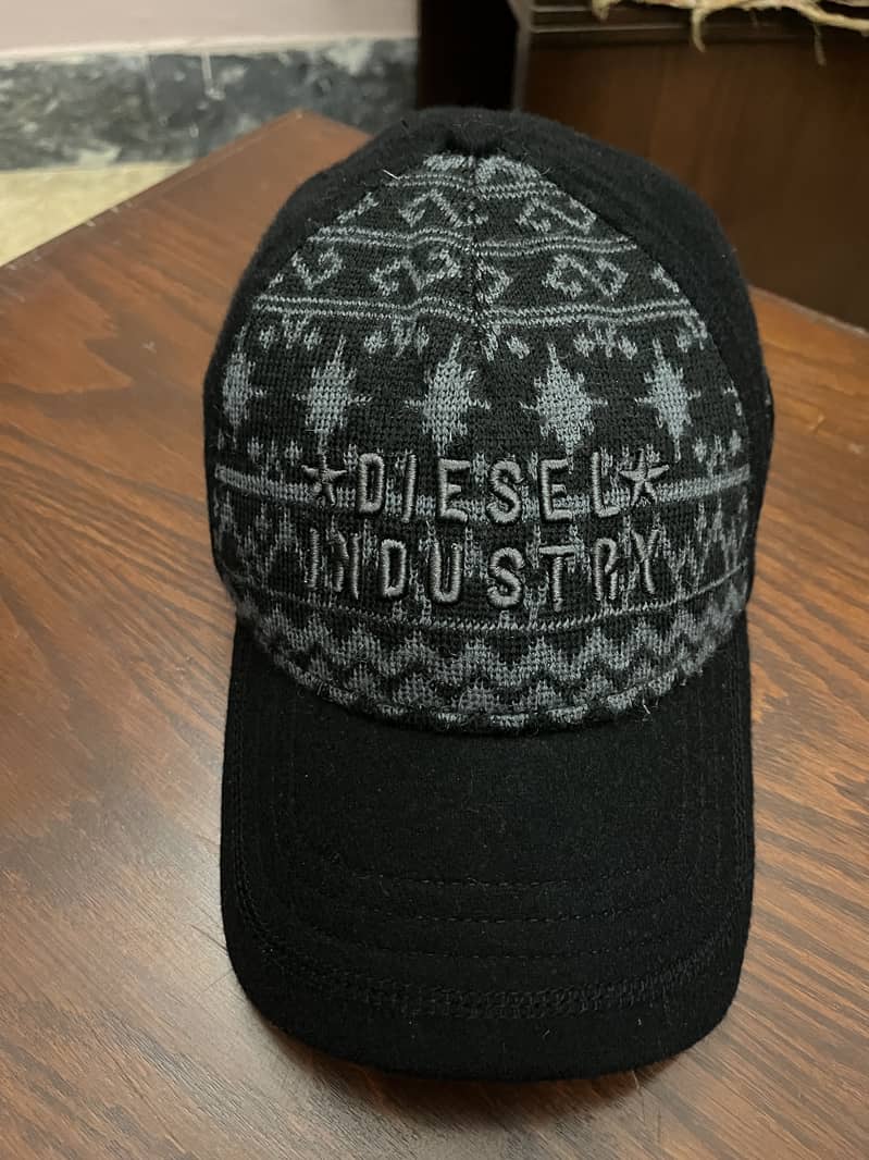 Branded caps All authentic 19