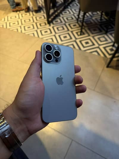 Apple iPhone 15 Pro Max