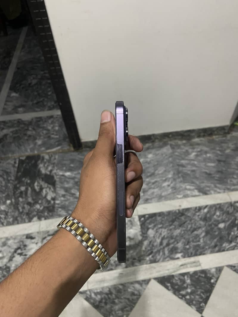 Apple iPhone 14 Pro Max JV 4