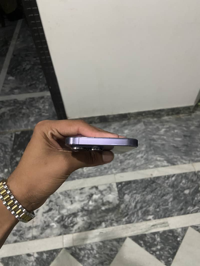 Apple iPhone 14 Pro Max JV 5