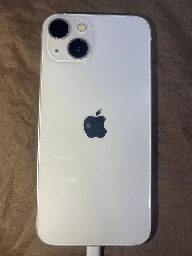 Apple iPhone 13 0