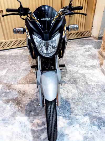 Honda CB 150F