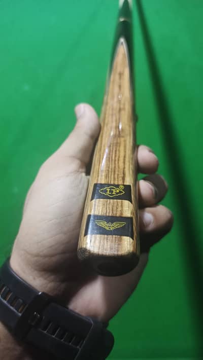 LP cue in new condition 2 piece