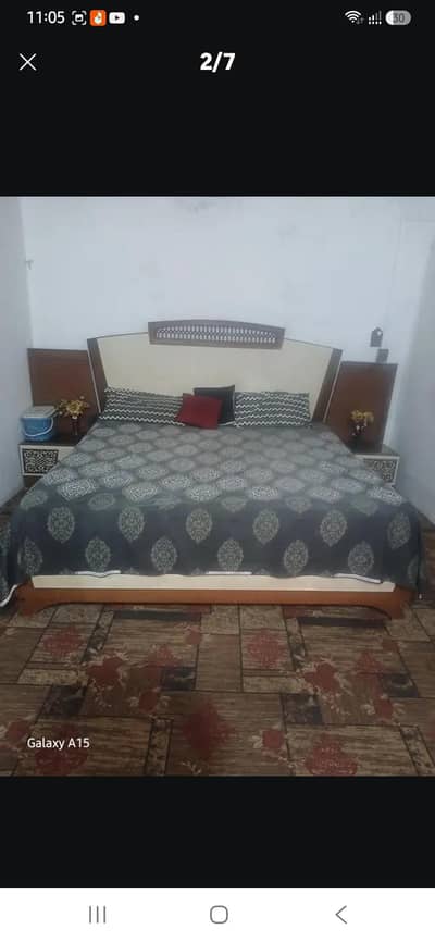 Bed For Sell with 2 side tabels