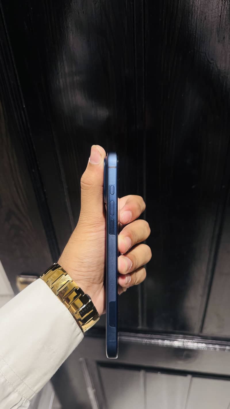 Apple iPhone 17 Pro Max 3