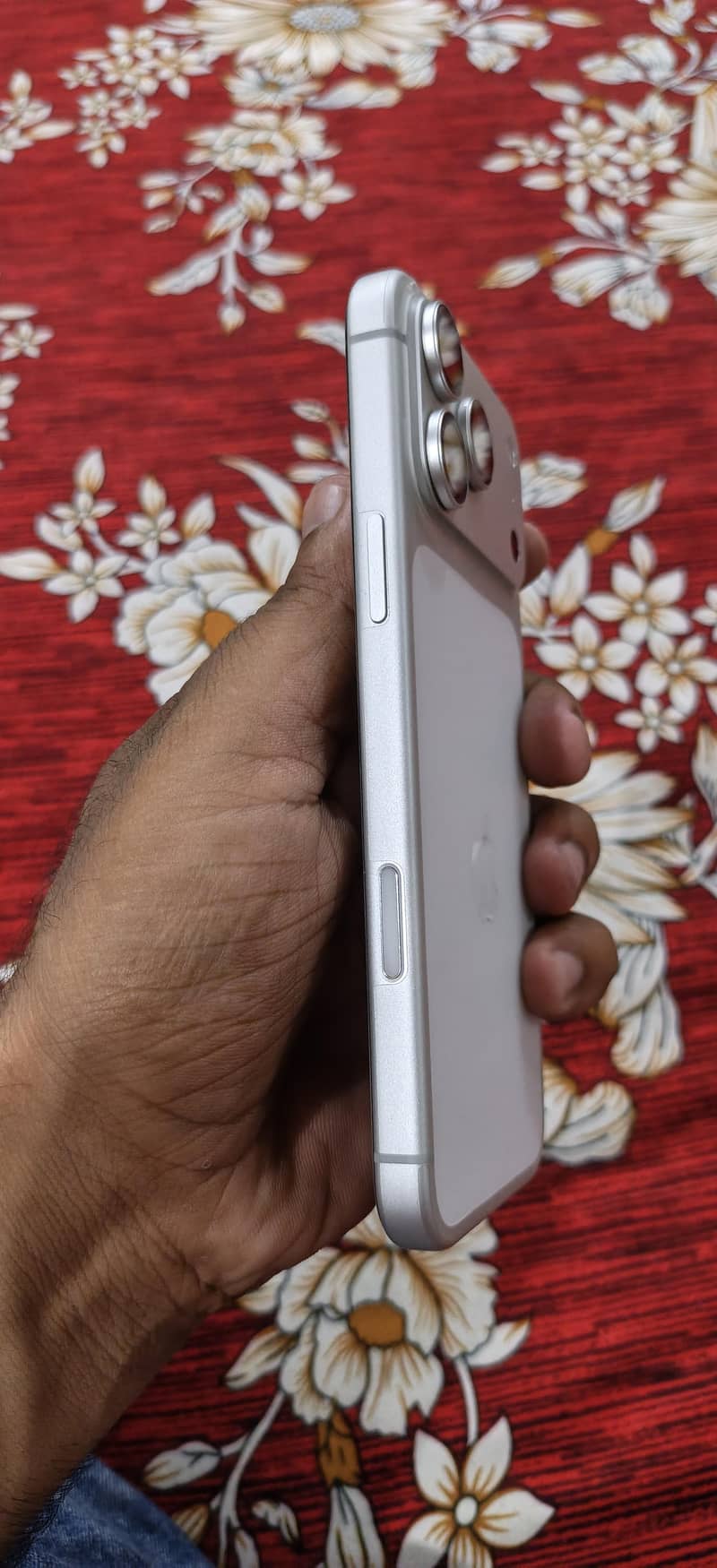 Apple iPhone 17 Pro Max 4