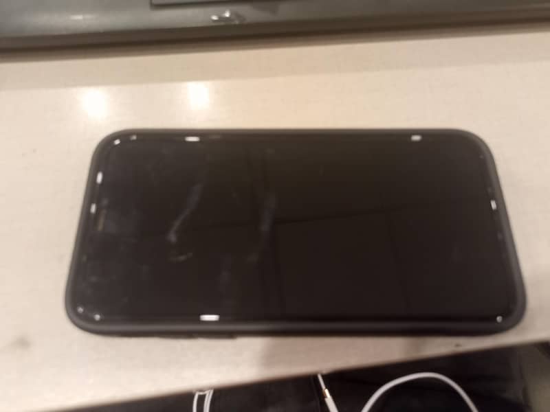 Apple iPhone 11 10
