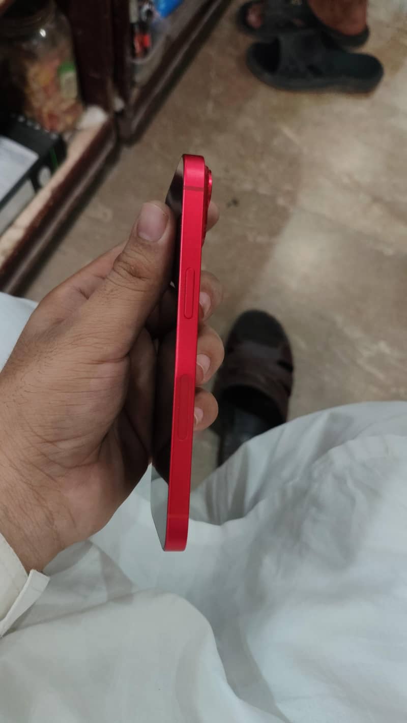 Apple iPhone 14 2