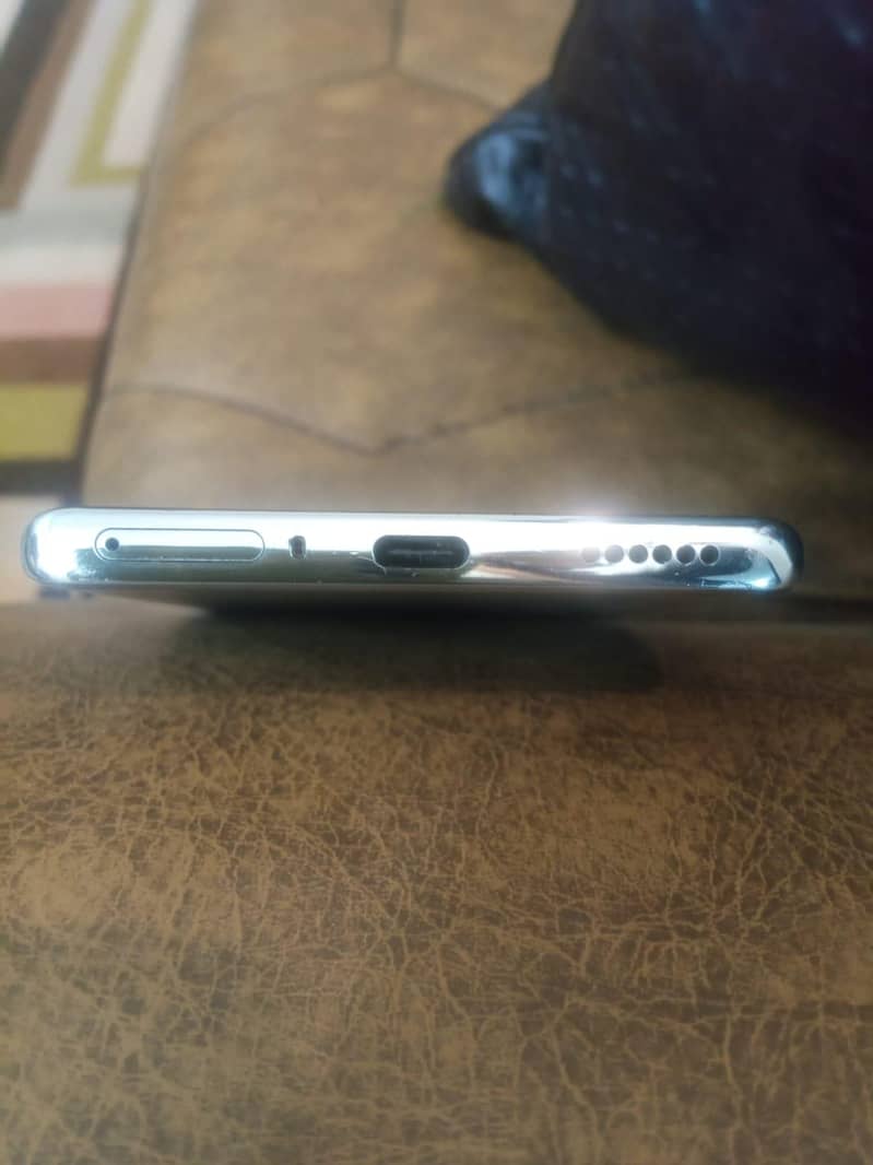 Tecno CAMON 40 Pro 3