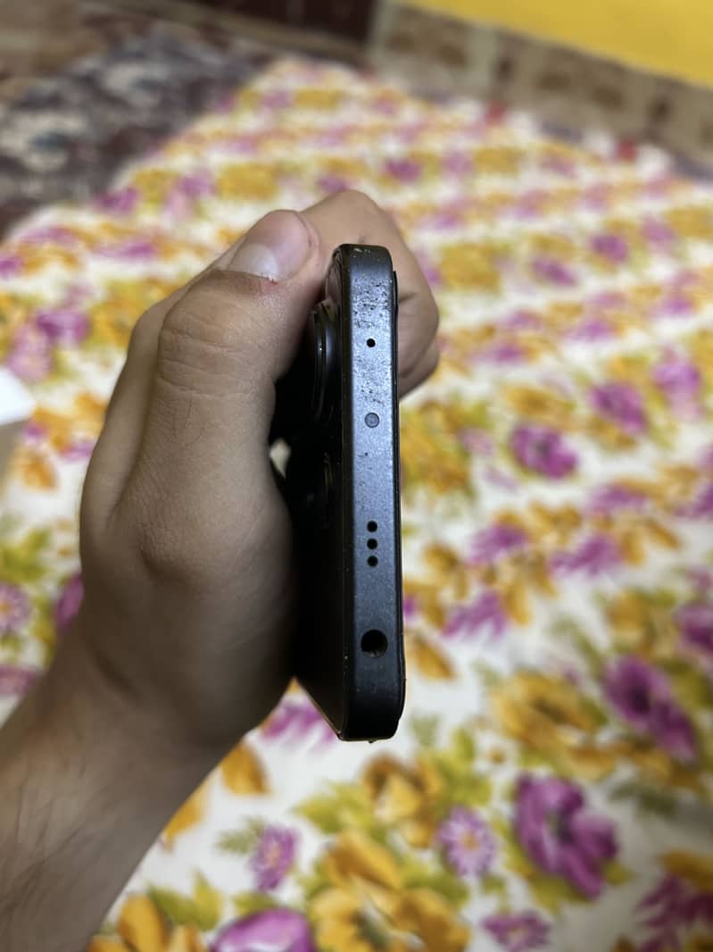 Xiaomi Redmi Note 13 4