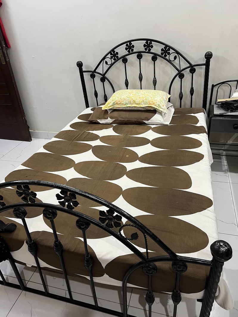 Double bed 2