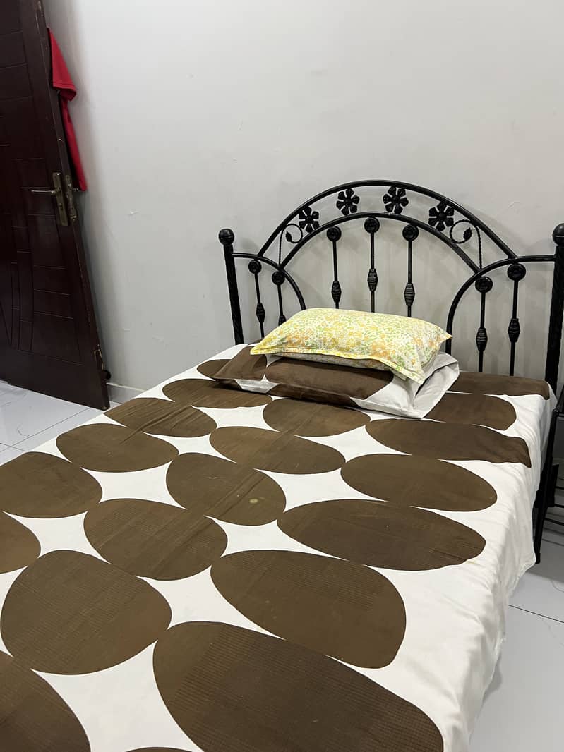 Double bed 4