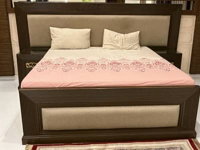King size bed with 2 bedside tables and dressing table for sale