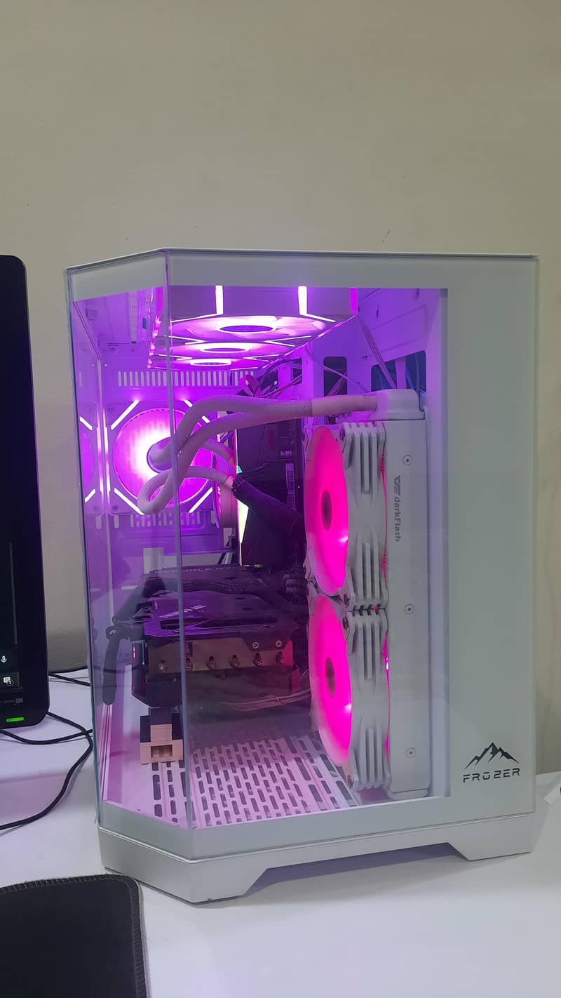 Frozer Pc case atx size 0