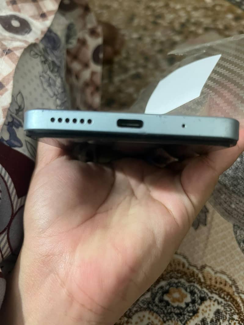 Xiaomi Redmi 13 3