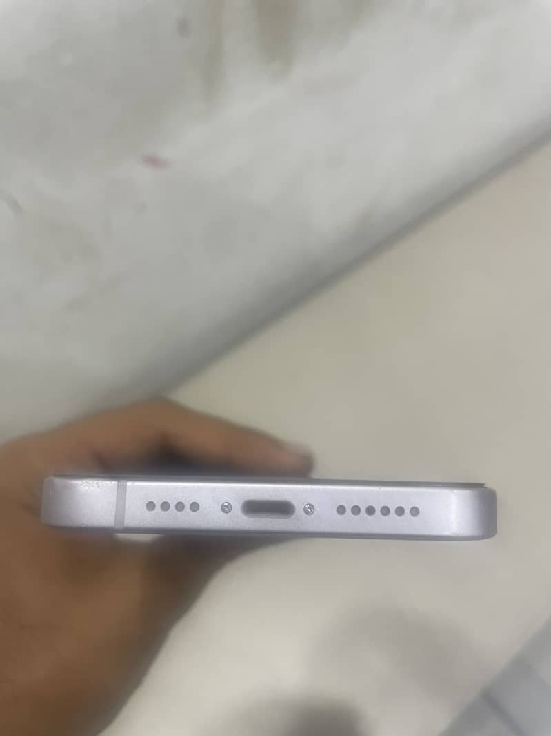 Apple iPhone 14 Plus 3