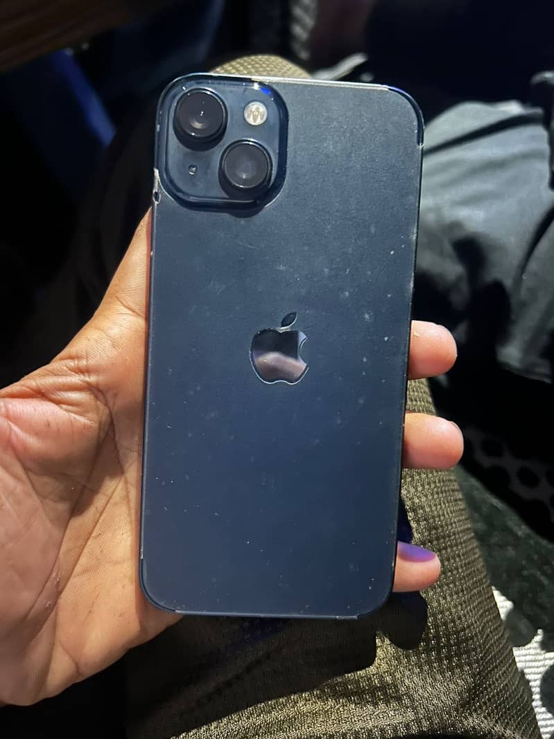 Apple iPhone 13 2