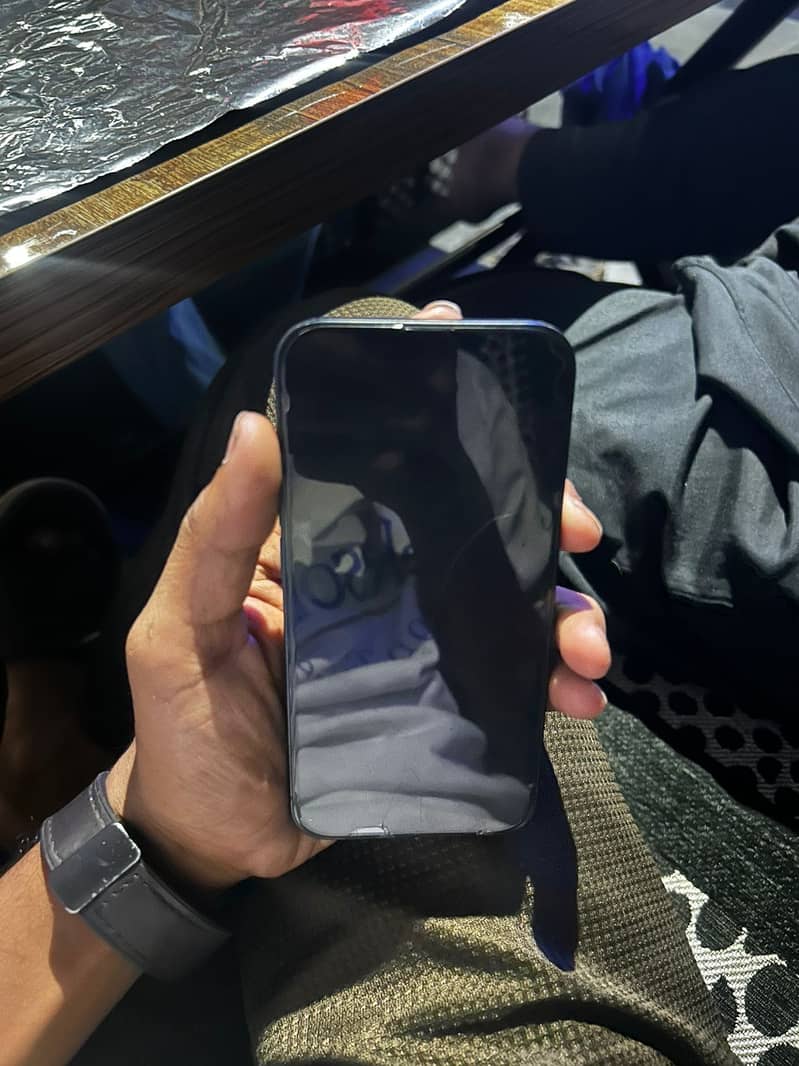 Apple iPhone 13 3