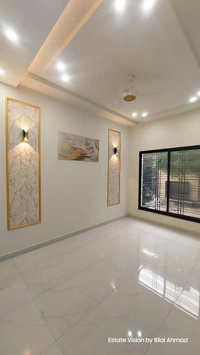 0321 86 10 688 Beautiful 5 Marla double story house available for rent in Eden Valley