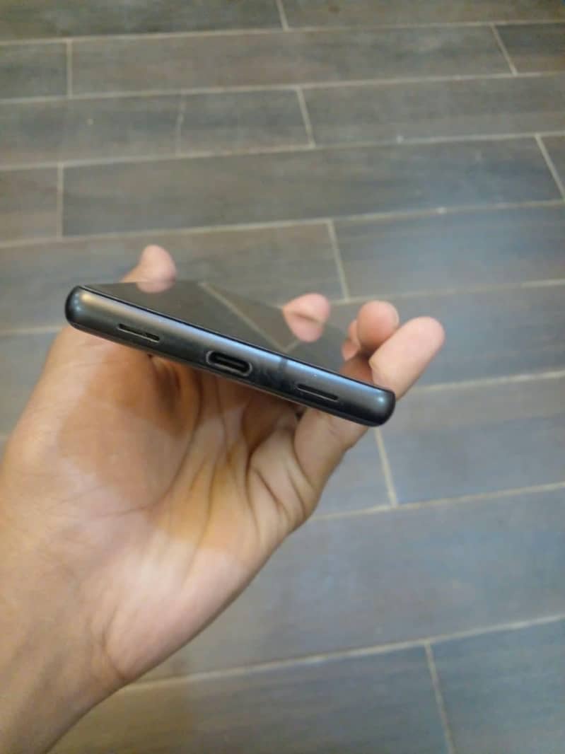 Google Pixel 7a 4