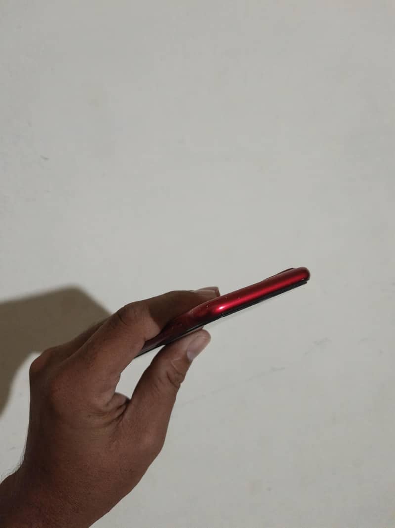 Apple iPhone 11 3