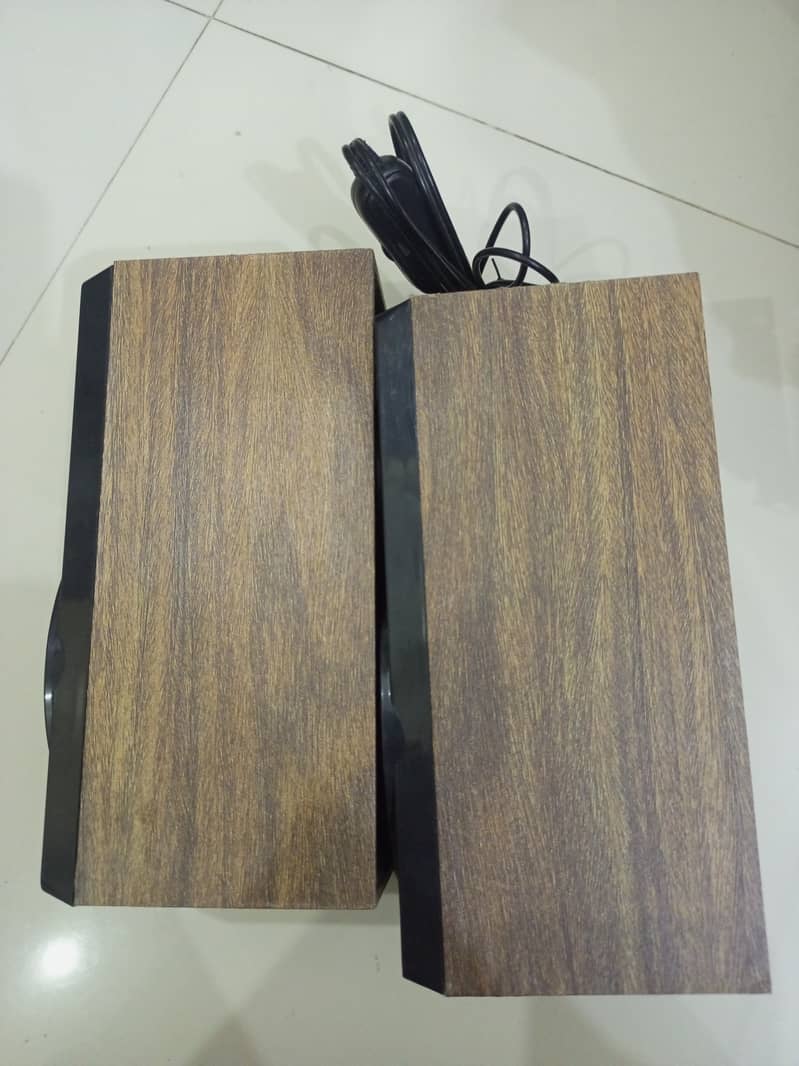 Speaker wired usb and jack - Speakers - 1120172826
