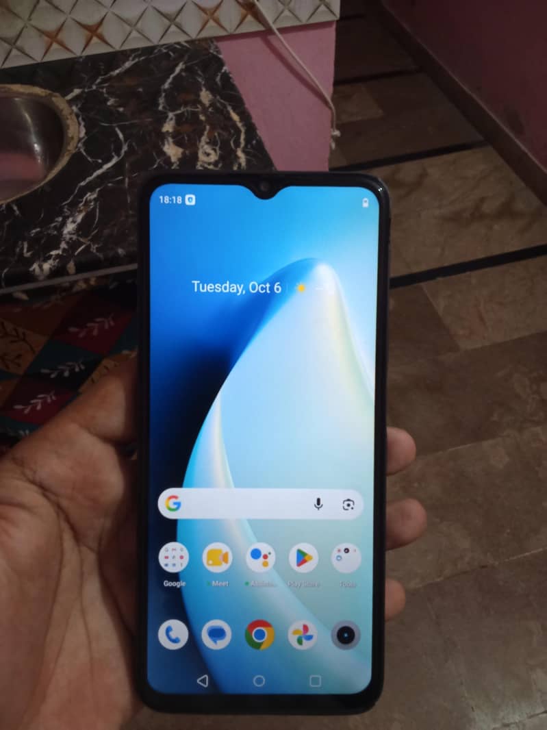 Realme C35 1