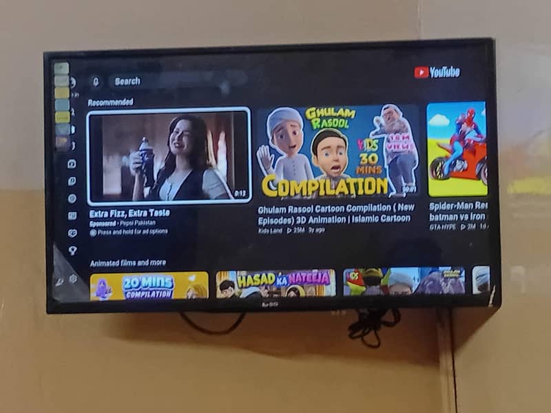 SMART LED TV 1