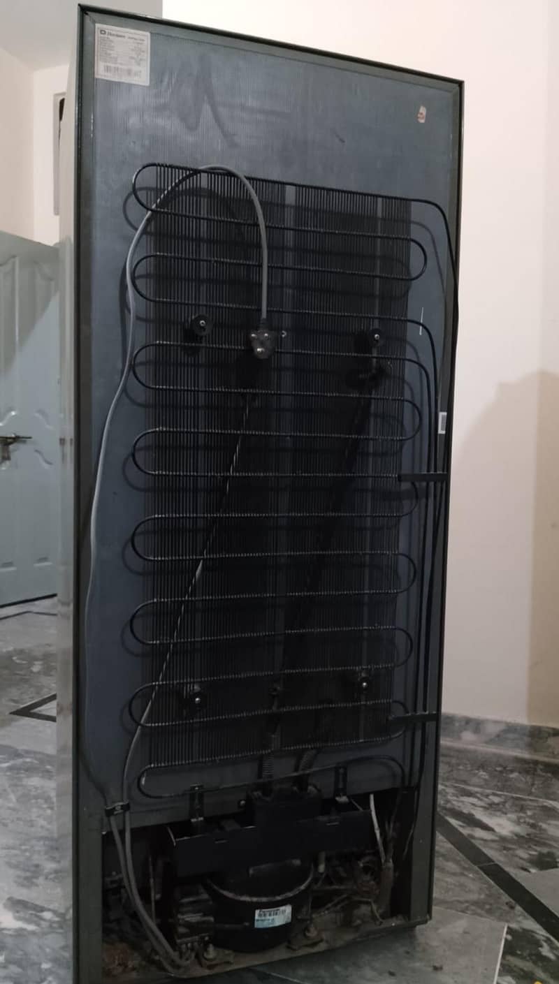 Dawlance fridge 6