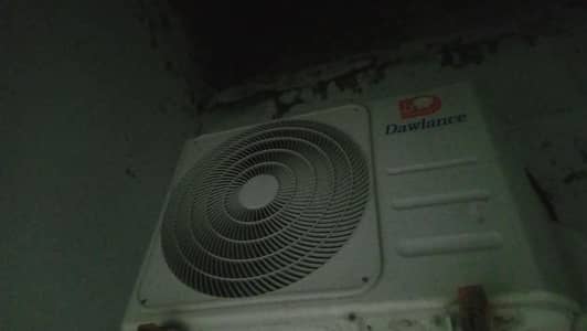 Brand new 1.5 ton inverter Ac with company warranty available