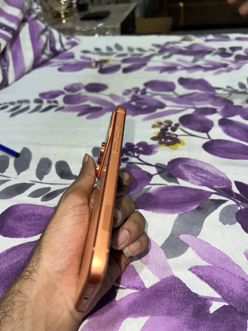 Apple iPhone 17 Pro Max 2
