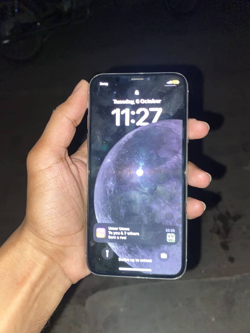 Apple iPhone X 3
