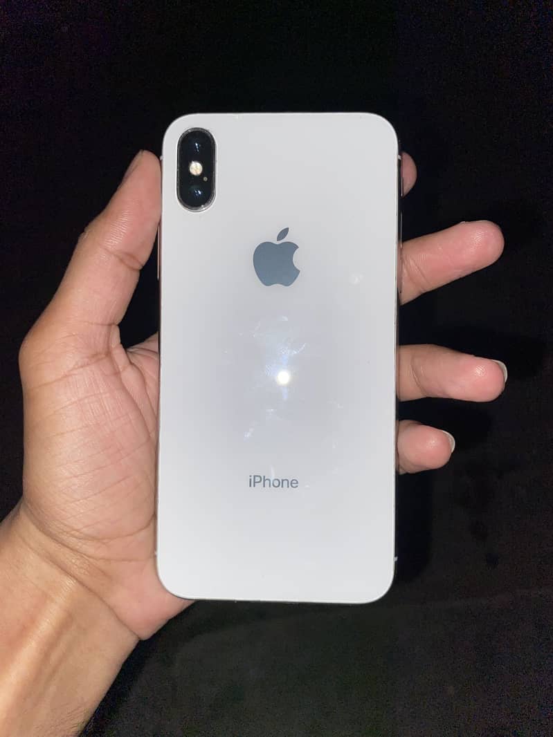 Apple iPhone X 5