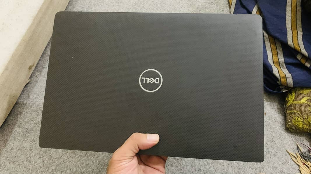 INTEL CORE I 7 8th Gen 11