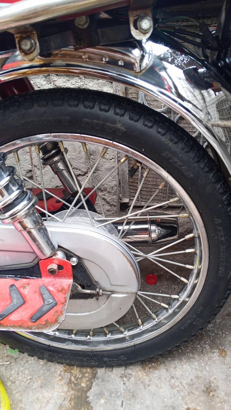 CD 70 2021 model 6