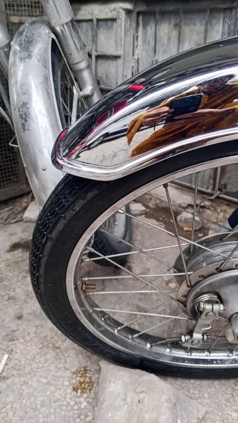 CD 70 2021 model 7