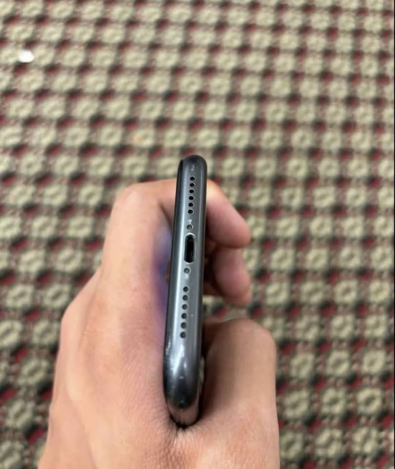Apple iPhone 11 2