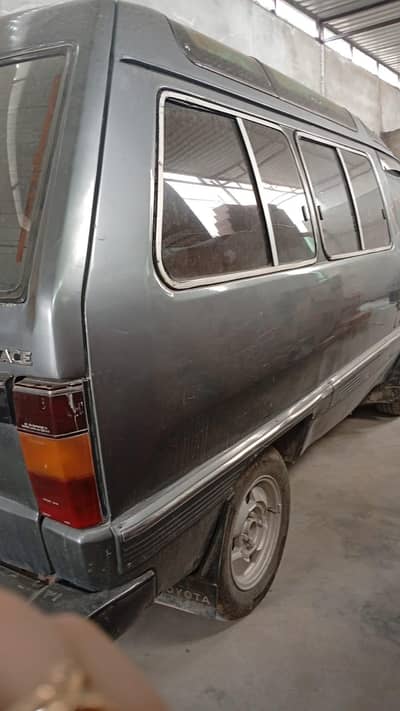 Toyota Town Ace 1986