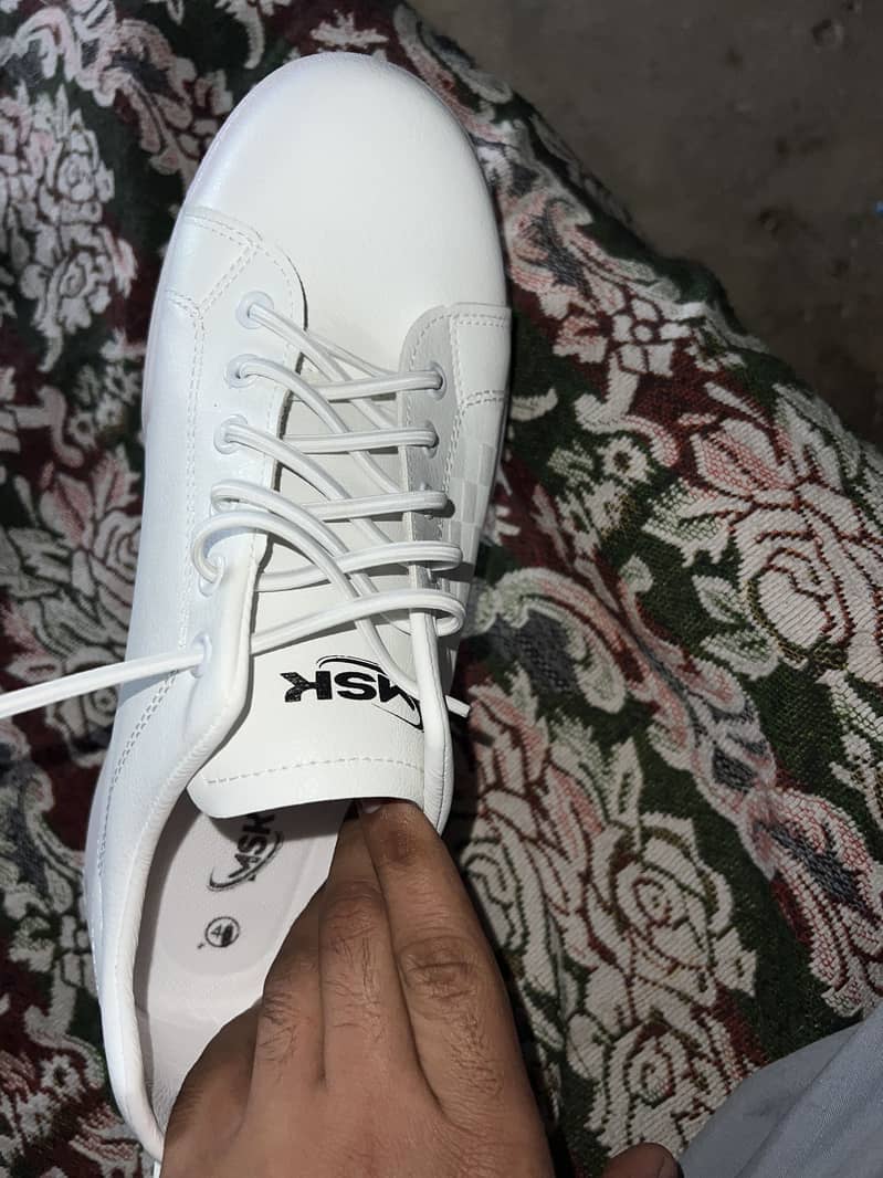Shoes 0
