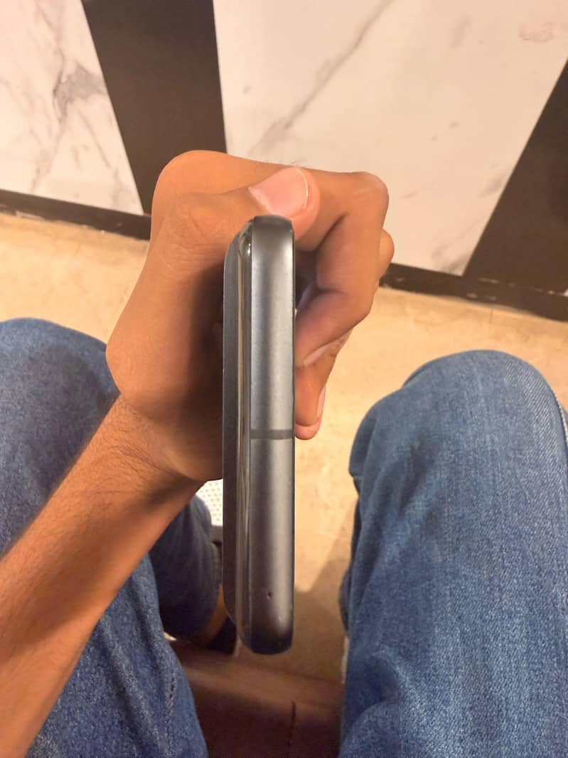 Google Pixel 8 3