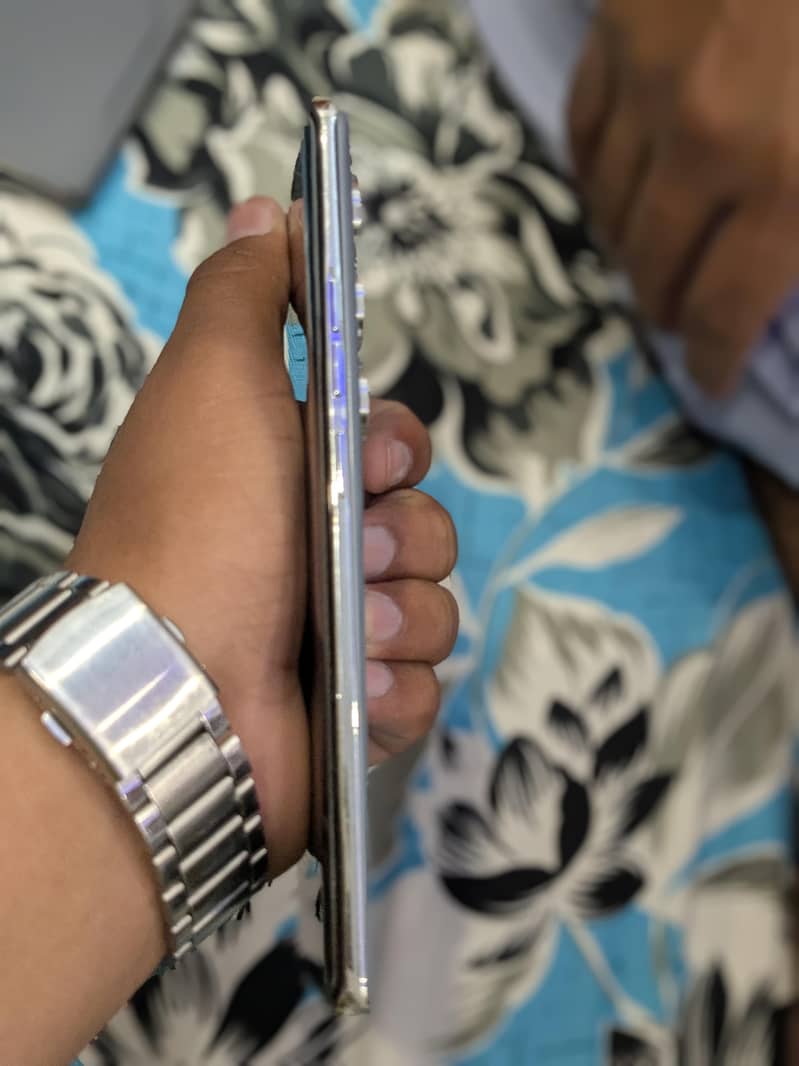 Tecno CAMON 40 Pro 5