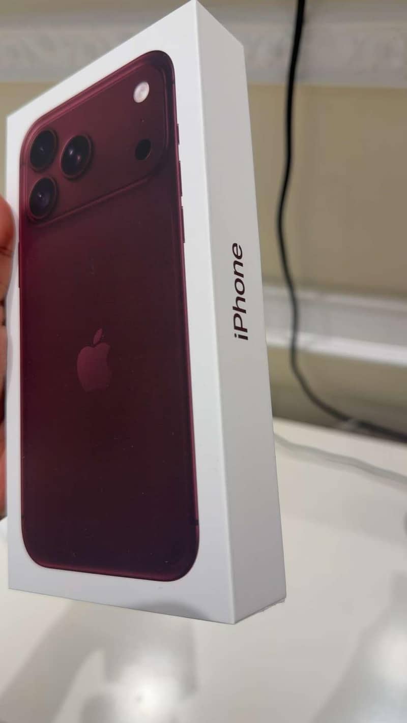 Apple iPhone 18 Pro Max 1