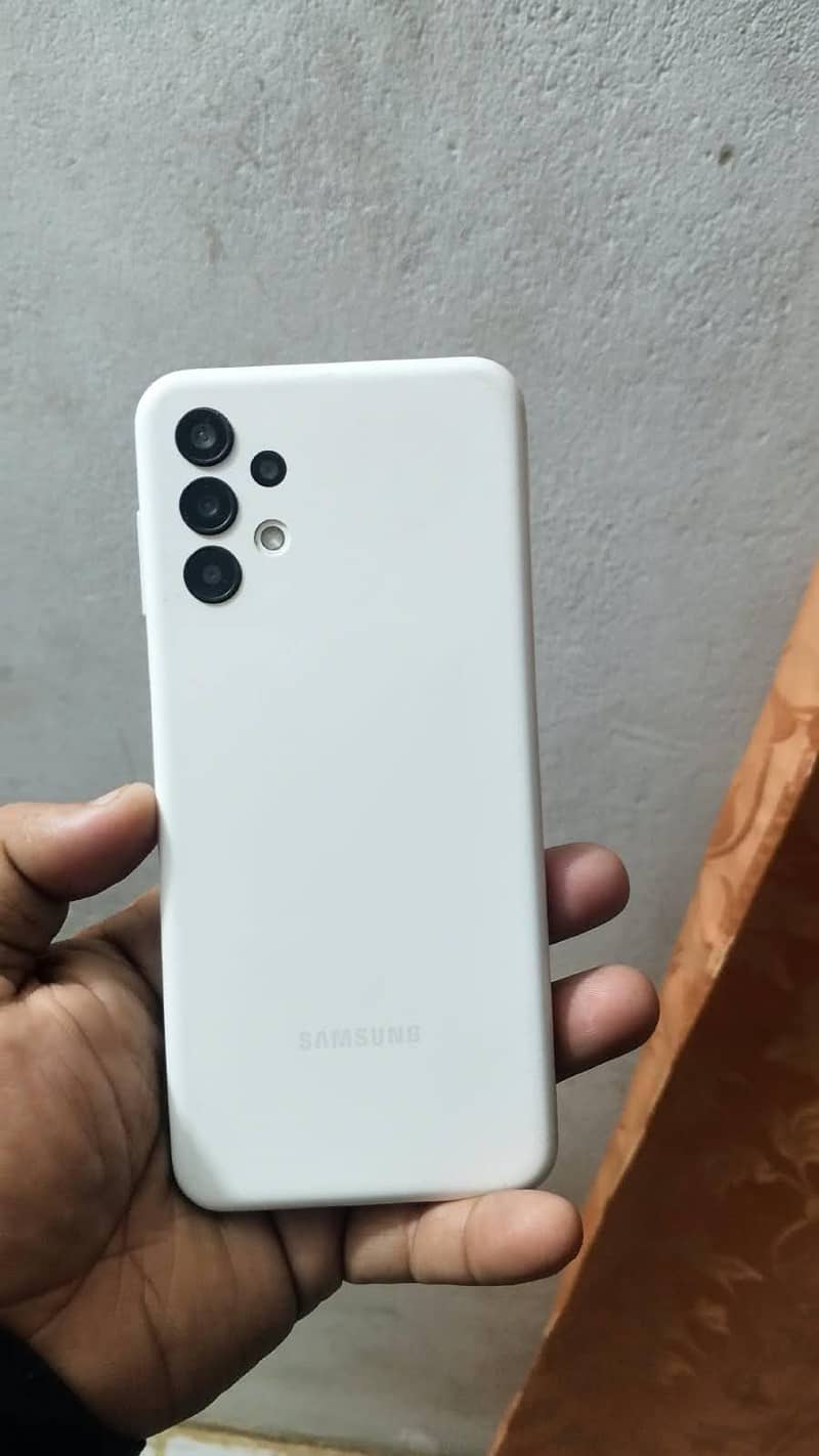 Samsung Mobile A13 1