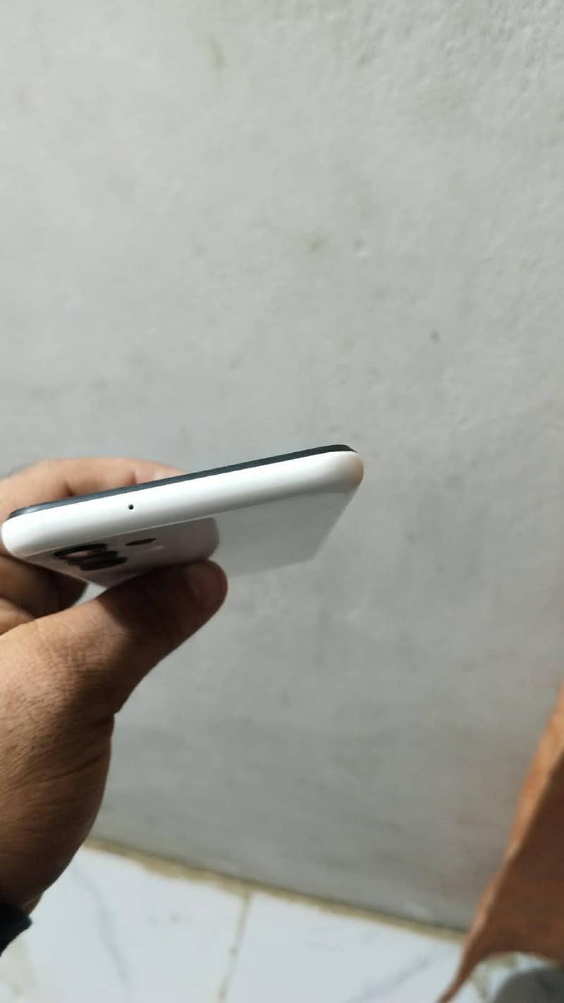 Samsung Mobile A13 5