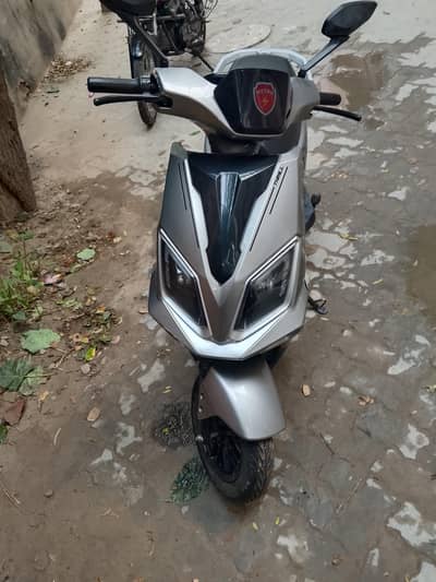 metro thrill pro 1200 waats 72 volts double disks brakes